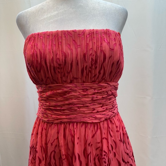 BCBGMaxAzria Strapless Textured Pink Dress 8 - Picture 2 of 4